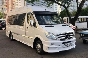 Аренда микроавтобуса Mercedes Sprinter с водителем в Краснодаре