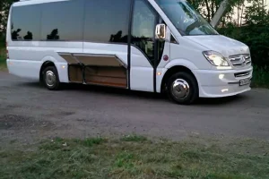Аренда микроавтобуса Mercedes Sprinter с водителем в Краснодаре
